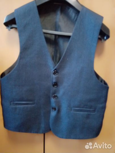 Костюм школьный тройка