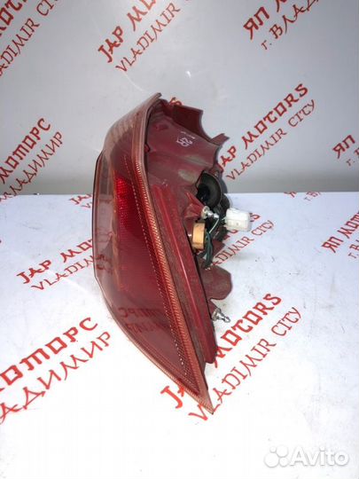 Фонарь задний правый Mitsubishi Lancer 10 седан