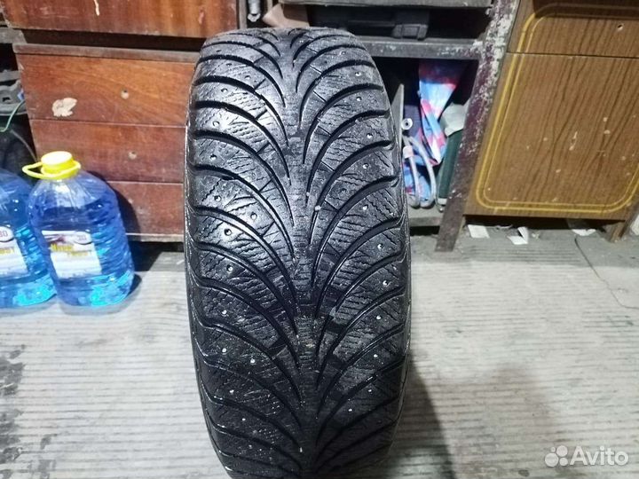 Sava Eskimo Stud 205/55 R16 91T