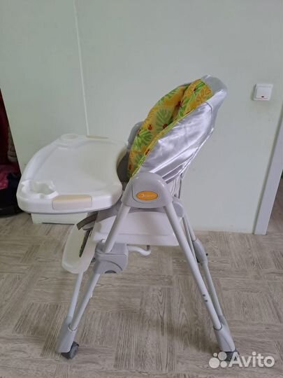 Стульчик для кормления jetem