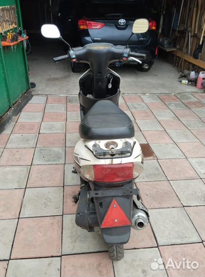 Скутер Raser