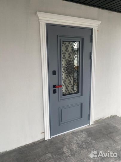 Дверь с терморазрывом и стеклопакетом в Калуге