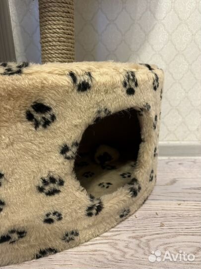 Домик для кошки с когтеточкой