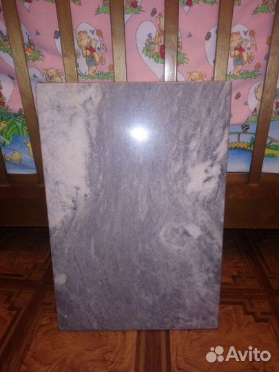 Полка мраморная