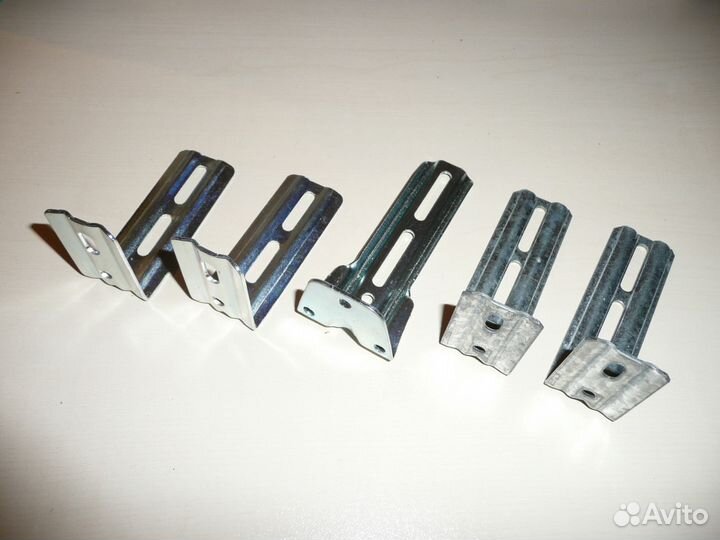 Кронштейны для полок, карнизов, жалюзи