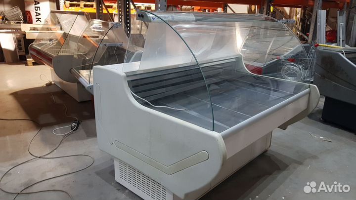 Холодильная витрина