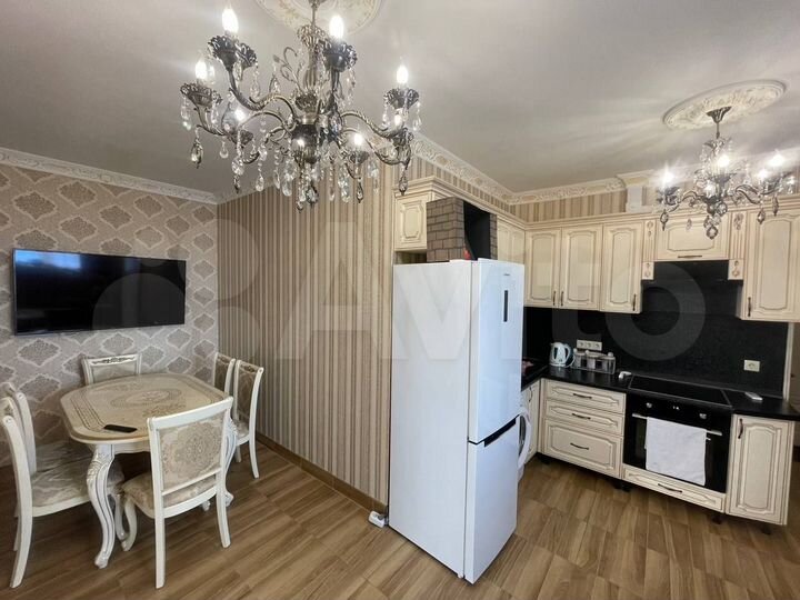 2-к. квартира, 60 м², 5/5 эт.