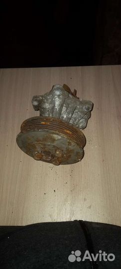 Водяная помпа Форд Скорпио