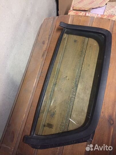 Стекло задней левой двери Патфаиндер R51 /05-14г