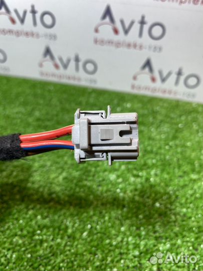 Разъем Mercedes-Benz C-Class W204 274.910 2012