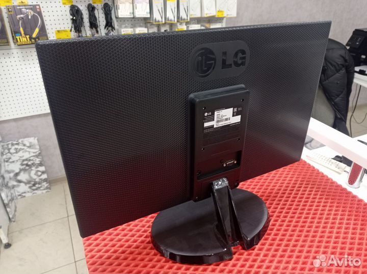 Монитор LG 22M38A(148)