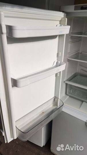 Холодильник Indesit