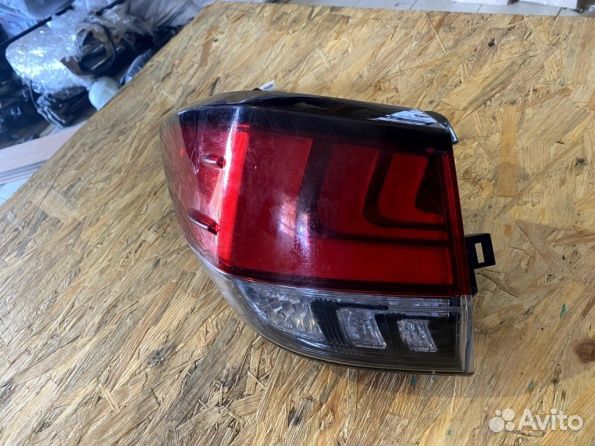 Комплект задних фонарей Lexus RX 2022