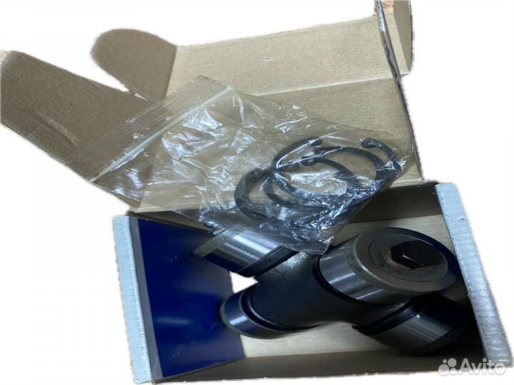 Крестовина карданного вала 465070