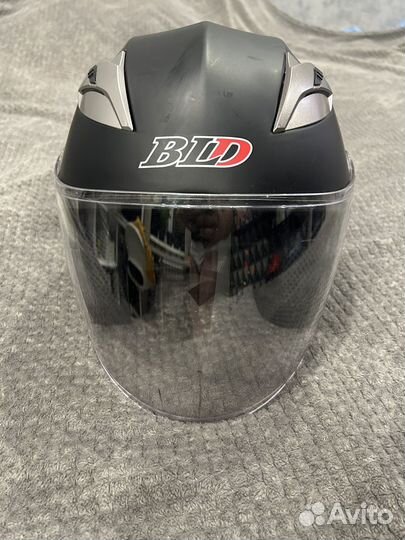 Мотоциклетный шлем открытый
