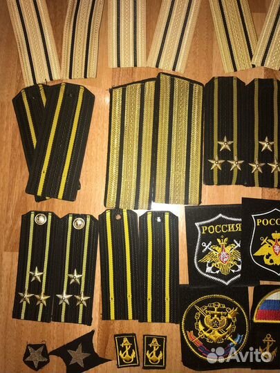 Погоны и нашивки на форму старших офицеров вмф