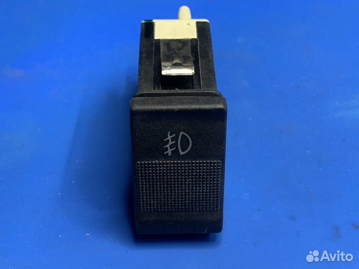 Кнопка передних туманок Ауди 80/100/А6