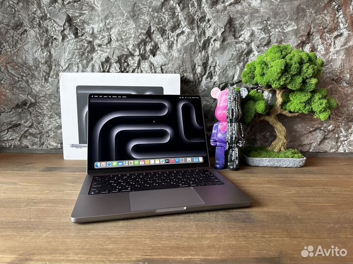 MacBook Pro 14 M3 2023 8gb/512gb New