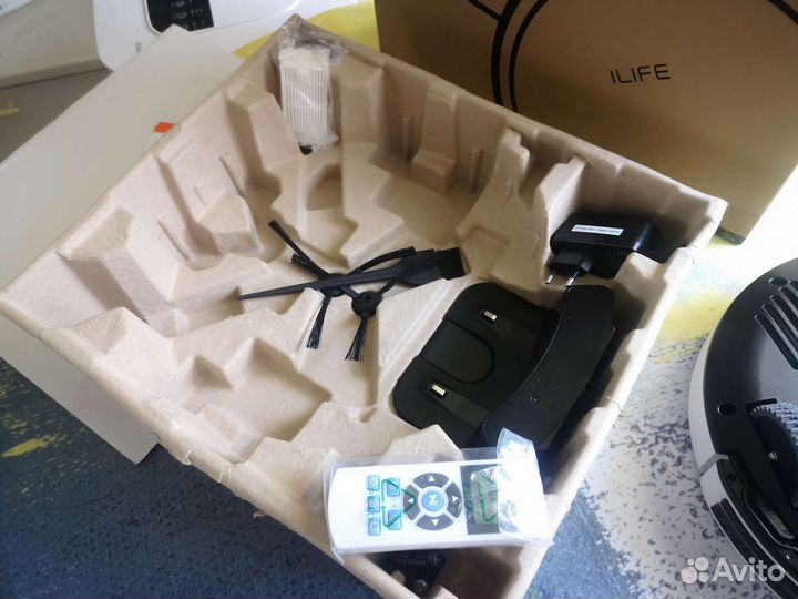 Робот-пылесос iLife V40 (новый)