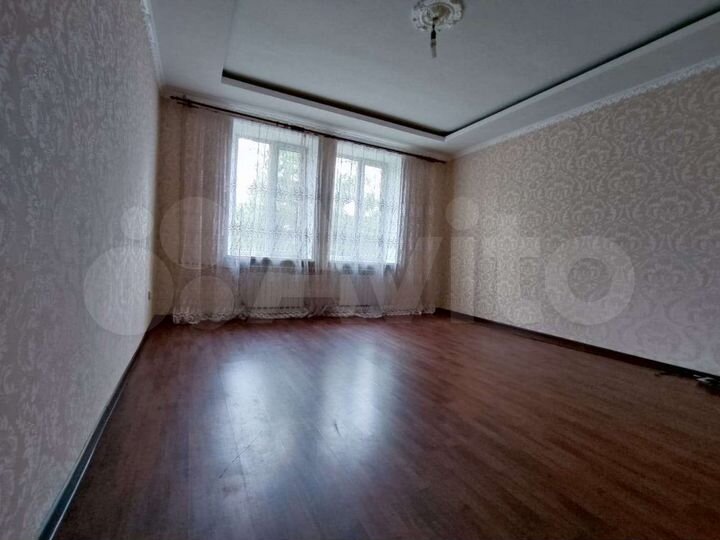 2-к. квартира, 58,5 м², 1/2 эт.