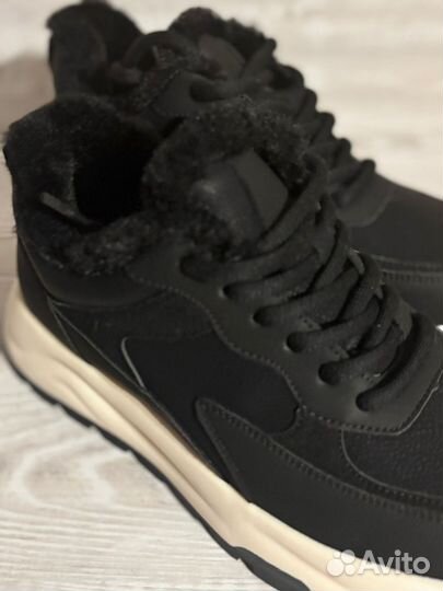 Кроссовки зимние