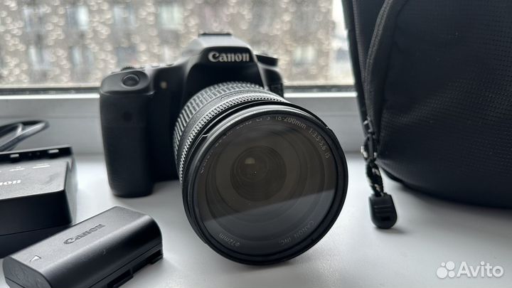 Фотоаппарат Canon EOS 70D + объектив EF-S 18-200