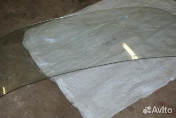 Заднее стекло газ 21