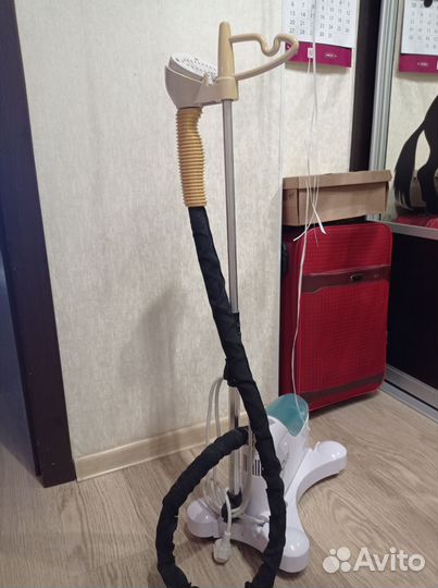 Отпариватель для одежды вертикальный