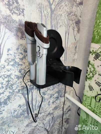 Аккумуляторный пылесос Redmond