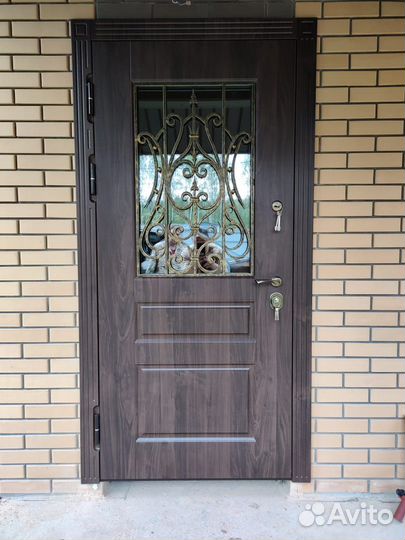 Входная Дверь в Дом