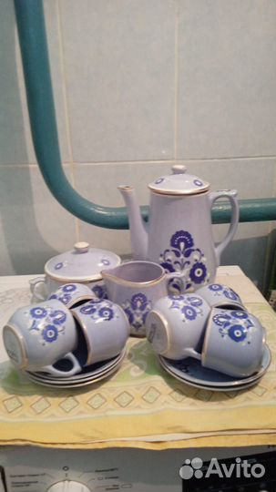 Чайный сервиз голубой с синими цветами