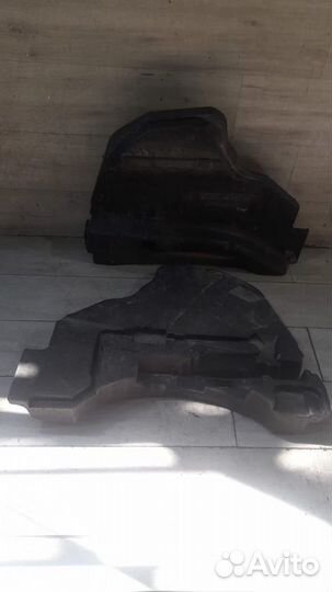 Ящик для инструментов правый Toyota Camry Xv50 С