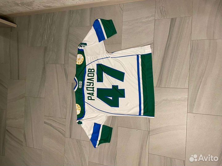 Хоккейная свитер с автографом Радулова