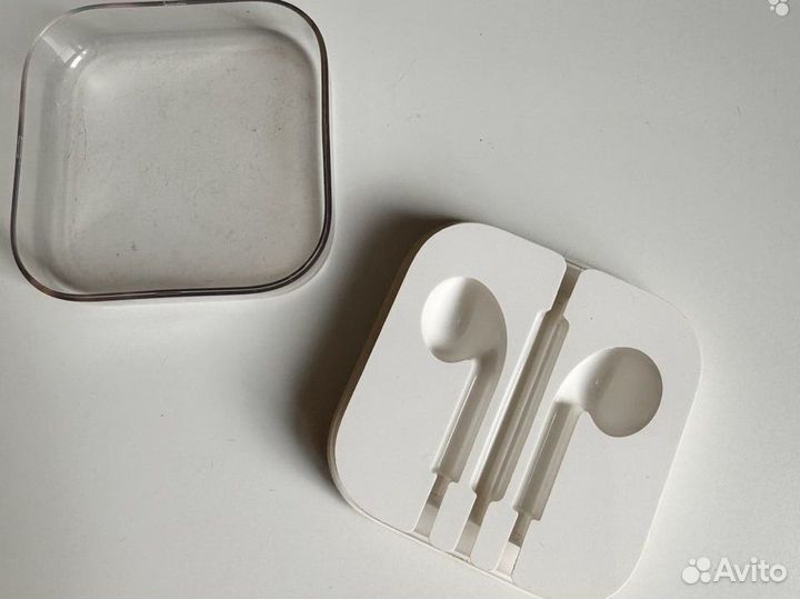 Кейс для проводных наушников Apple EarPods