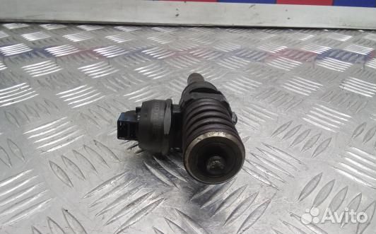 Форсунка дизельная volkswagen touran (1T1, 1T2) (T