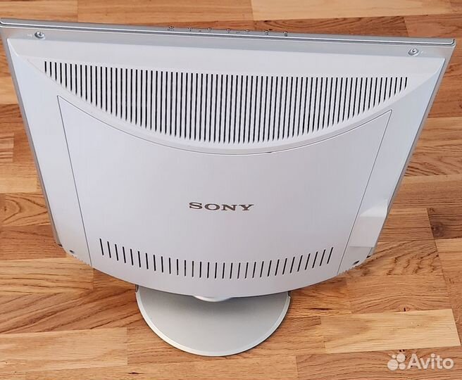 Телевизор sony KLV-20SR3