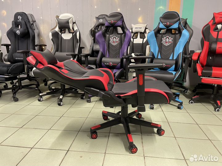 Игровое кресло компьютерное кресло
