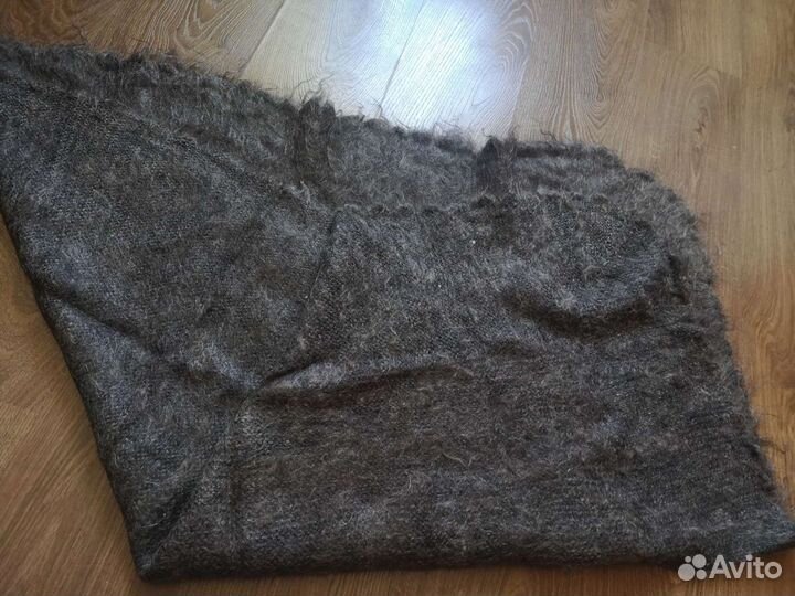 Пуховый платок шаль