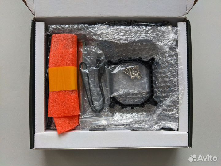 Комплект Huananzhi QD4 + DDR4 16GB + процессор