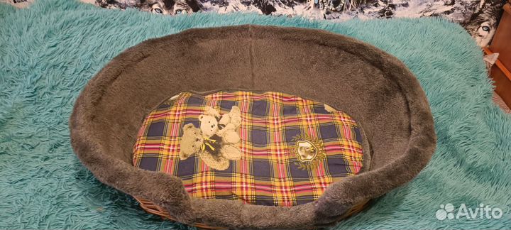 Корзина, лежанка для кошек