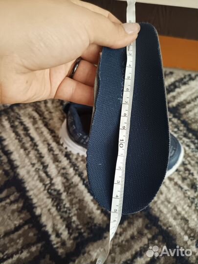 Кроссовки детские