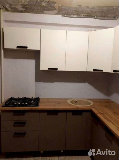 Кухня новая