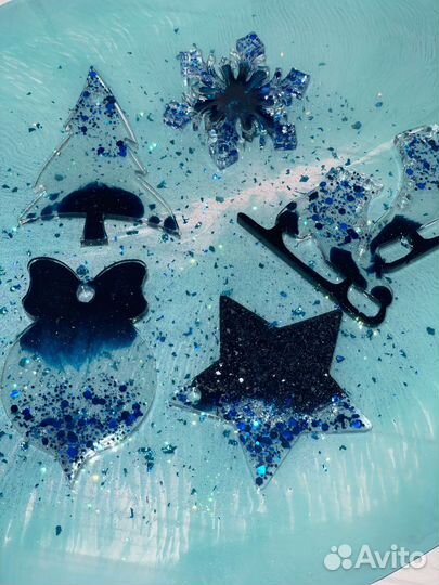 Елочные игрушки из эпоксидной смолы