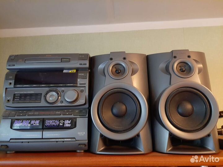 Музыкальный центр sony