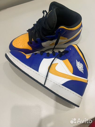 Nike оригинал подростковые размер 7Y