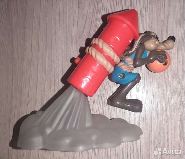 Космический джем, Вайл И.Койот (Макдональдс)