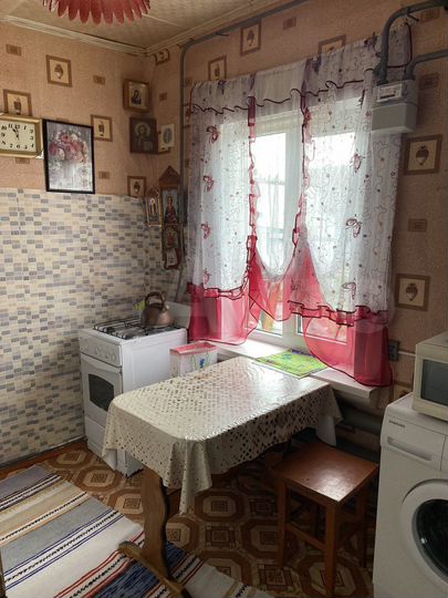 Дом 35 м² на участке 5 сот.