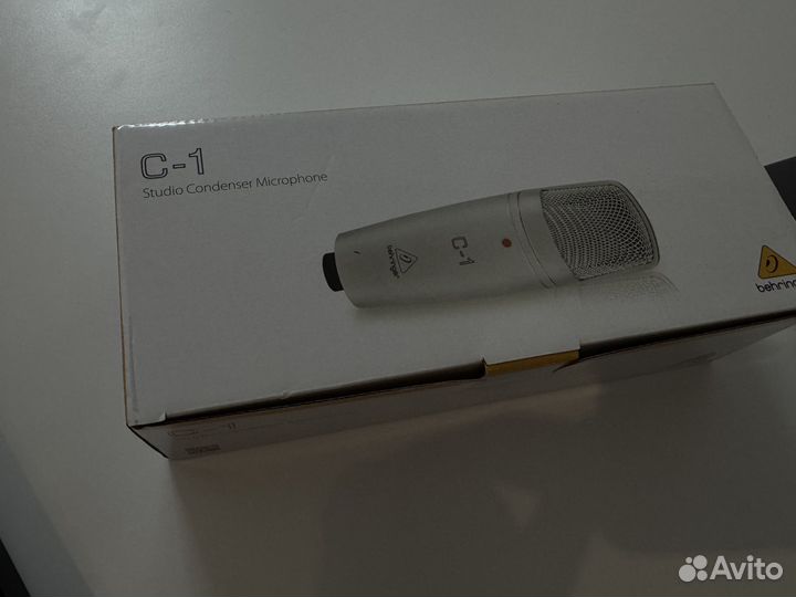 Студийный микрофон Behringer C1