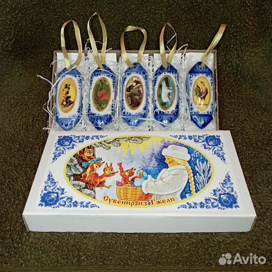 Подарочный набор конфет из Гжели