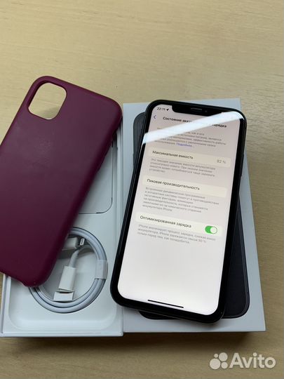 iPhone 11, 64 ГБ